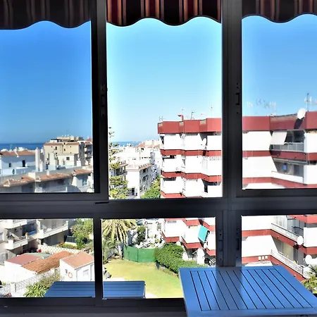 Edf Neptuno 5º D * Nerja
